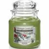 Yankee Candle Home Inspiration Duftkerze Pepperberry Pine 340G